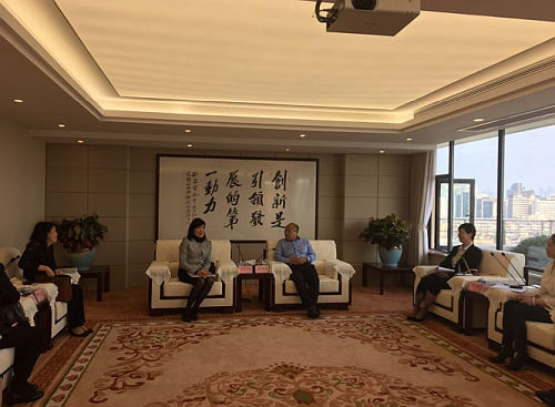 駐滬辦主任鄧仲敏（左二）及駐浙江聯絡處主任廖鳳嫻（左一）一行與浙江省科技廳廳長周國輝（右三）會面。