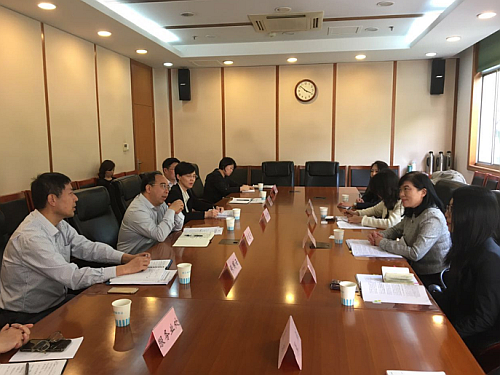 駐滬辦主任鄧仲敏（右二）一行與浙江省發展和改革委員會副主任翁建榮（左二）等會面。