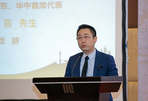 香港貿易發展局華東、華中首席代表鍾永喜致辭。
