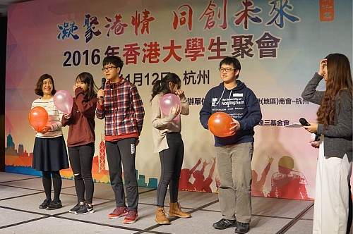 透過互動遊戲「聯繫你我」讓同學互相認識。
