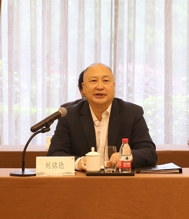 駐浙江聯絡處主任劉銘德在座談會上發言