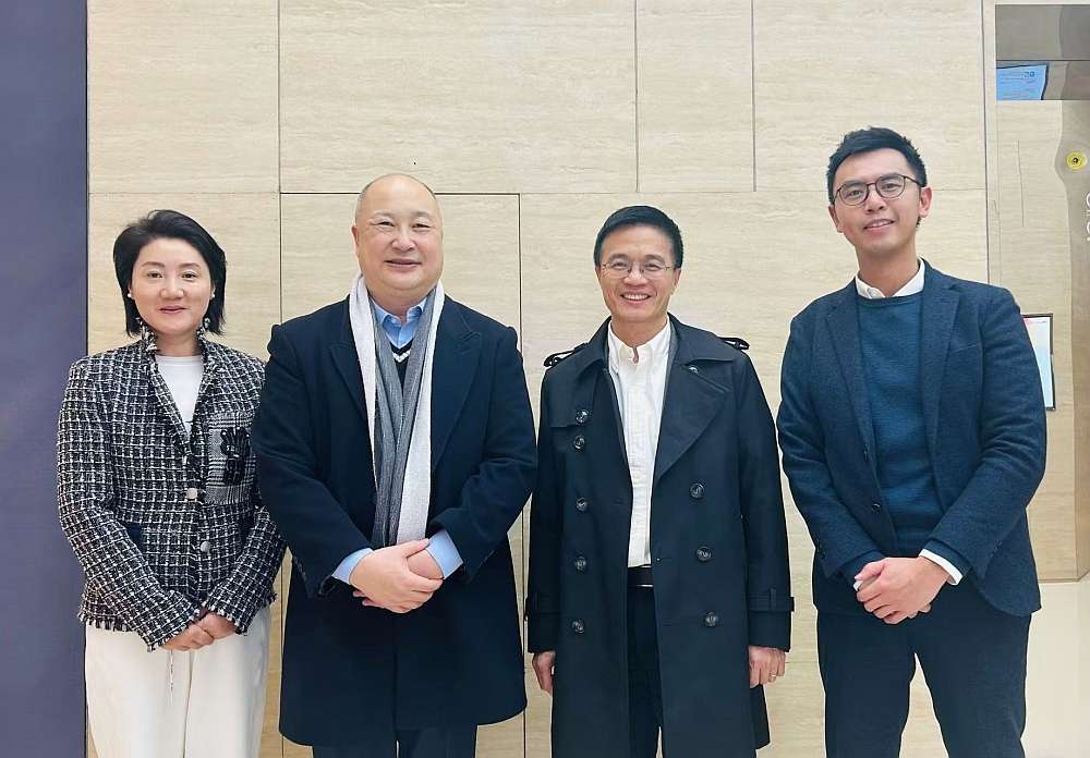 駐浙江聯絡處主任劉銘德（左二）、副主任蔡志恒（右一）與溫州市港澳事務辦公室副主任樓了凡（右二）、港澳處處長畢紅（左一）會面後合影